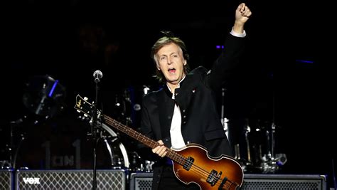 Paul McCartney brings his One on One tour to the Prudential Center