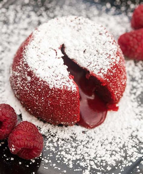 Feast your eyes on these molten lava cakes | Femina.in