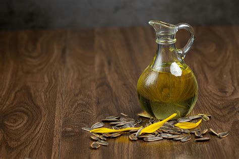 What is Neutral Oil? List of Neutral Cooking Oils and When to Use Them ...