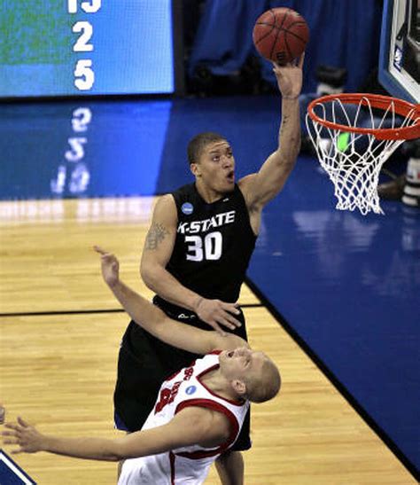 Michael Beasley looks to help Rockets on both ends of the floor