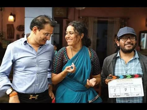 Lucknavi Local People 的图像结果