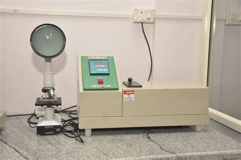 Mechanical a Industrial category Flat bootstrap Responsive Website ...