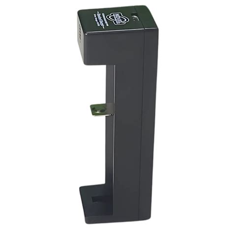 NOVEL 5V/1A Li-ion Battery Charger - Input Micro USB – Robocraze