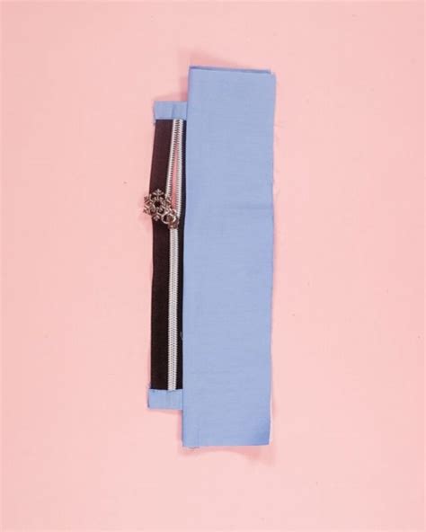 Clear Vinyl Zipper Pouch Tutorial 的图像结果