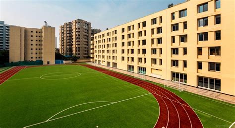 Sports School 的图像结果