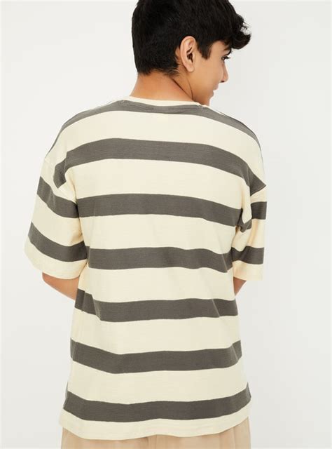 Buy Boys Striped T-shirt Online at just Rs. 499.0 - 1000015239816 | Max ...