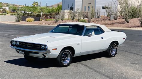1971 Challenger Shaker