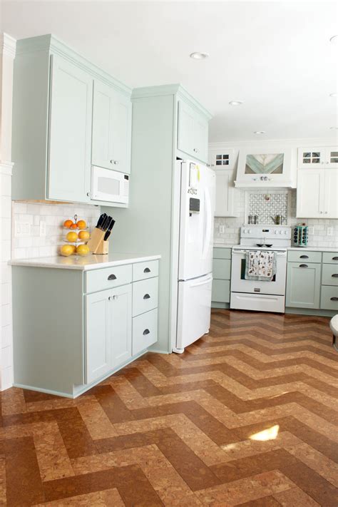 Cork Floors In Kitchen: How To Choose And Install - Kitchen Ideas