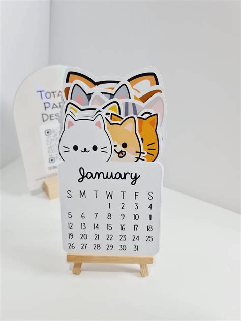 Kawaii Cats Mini Desk Calendar With Wooden Easel 2025 - Etsy | Mini ...