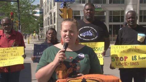 Protest held over treatment of detainees at federal detention center in Batavia | wgrz.com