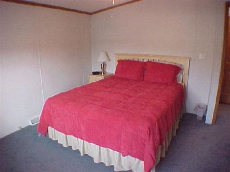 WOLF CREEK LODGE (Windsor) - Lodge Reviews & Photos - Tripadvisor