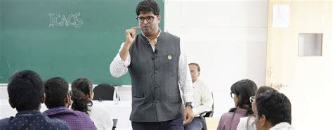 Indira College Of Arts, Commerce And Science (ICACS).