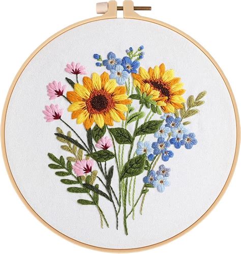 TOPPROSPER Fabric Embroidery Starter Kit With Pattern And Instructions ...