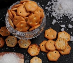 Gattani Sales Vegan Salted Mini Biscuits | Salted Crackers | Hexagonal ...