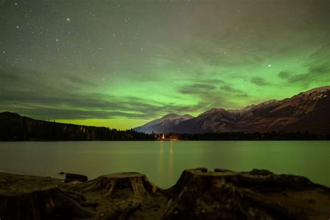 Where & HOW To See The Northern Lights in Banff