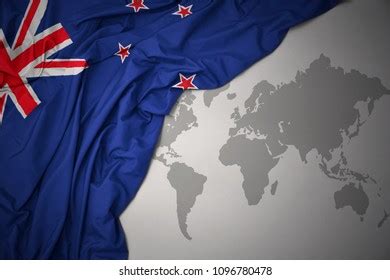 Half World 的图像结果