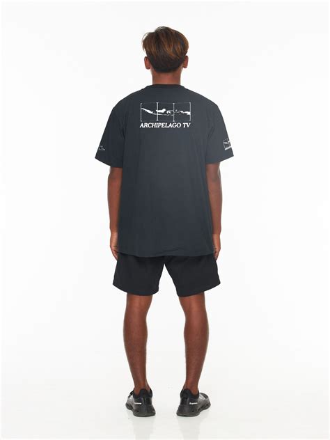 Archipelago TV Peta Tee - Black | Earth Island
