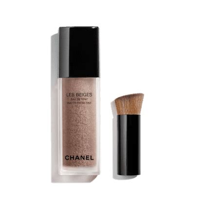 Light Foundation - Makeup | CHANEL