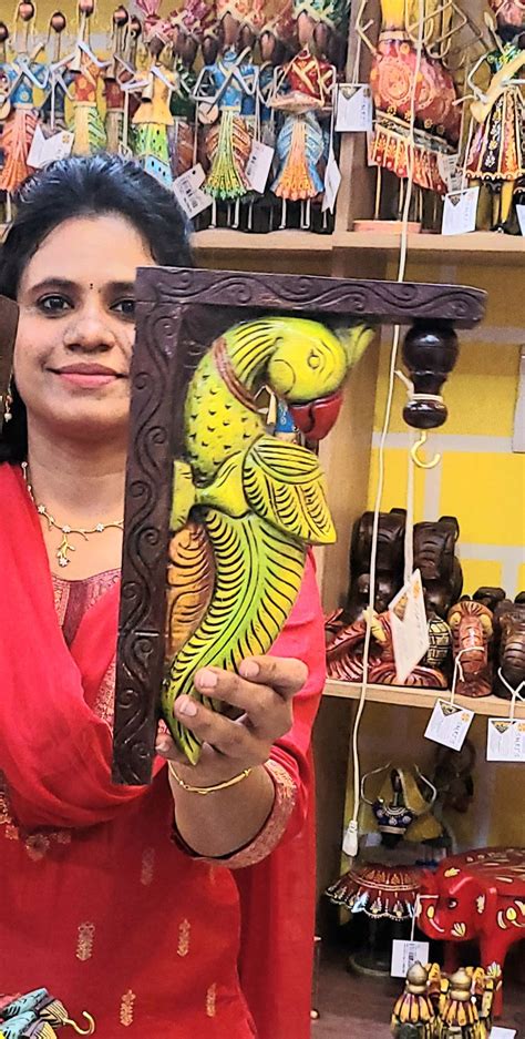 Parrot Wood Carving Wall Bracket / Corbel Maghony Wood Traditional Che ...