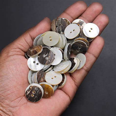 Buy Round Shape Shell Buttons online at best prices ...