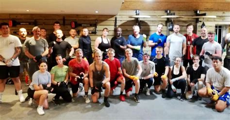 Boxing Class 的图像结果