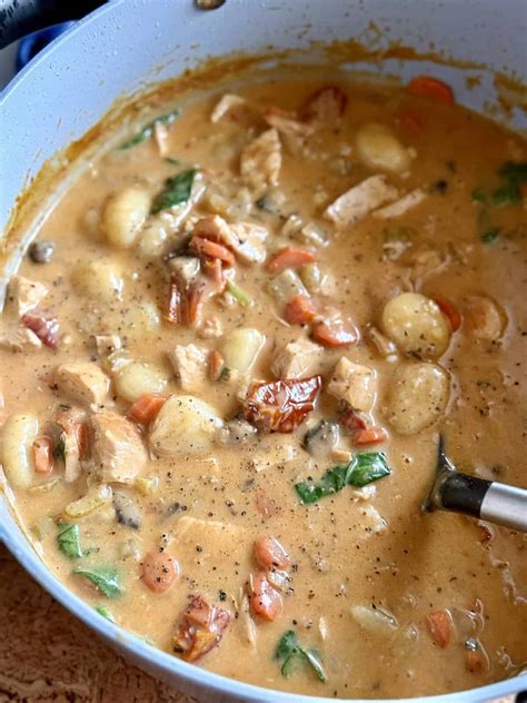 Creamy Chicken Gnocchi Soup (One Pot) - Hungry Happens