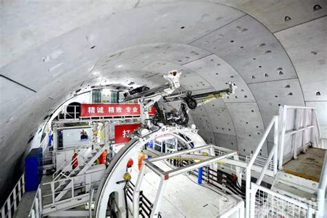 南京长江隧道左线今天贯通-嵊州新闻网