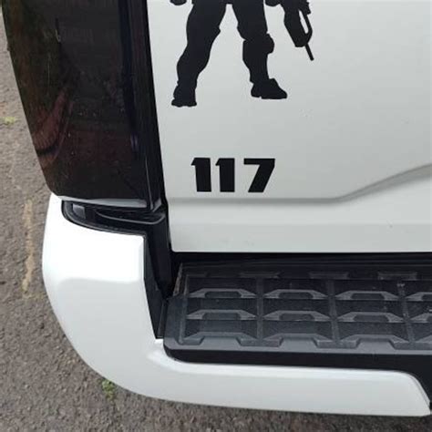 Alien Decal 的图像结果