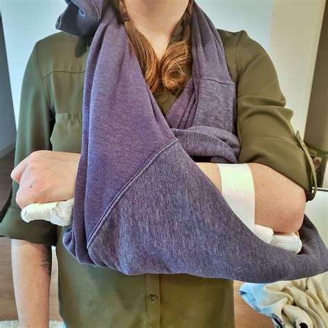 How To Put On A Shirt With A Shoulder Sling at Amanda Okane blog