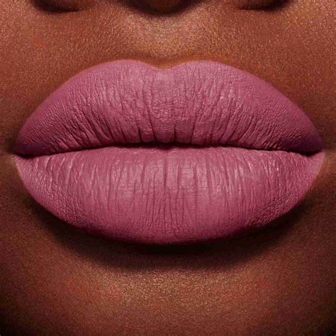 Cream Lip Stain • 38 Sweet Raspberry