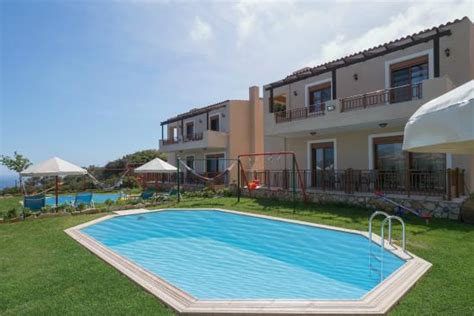 TRIOPETRA LUXURY VILLAS FOURNOU LAGO - Villa Reviews, Photos, Rate ...
