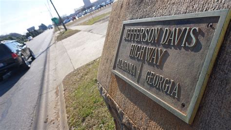 Georgia and Alabama share a border and mutual dislike of one another - ESPN