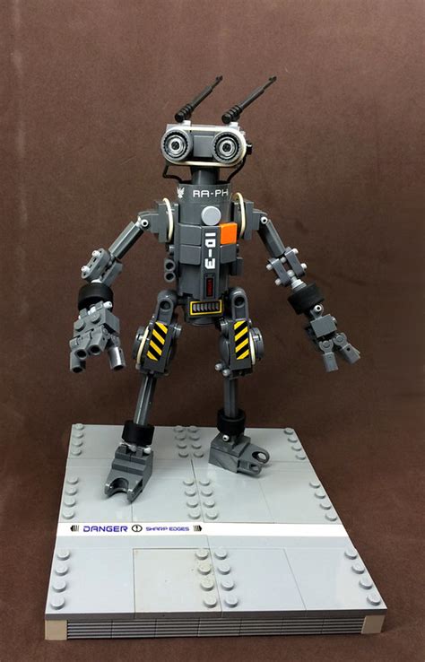 LEGO Humanoid Robot 的图像结果
