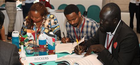 e Learning Group Discussion 的图像结果