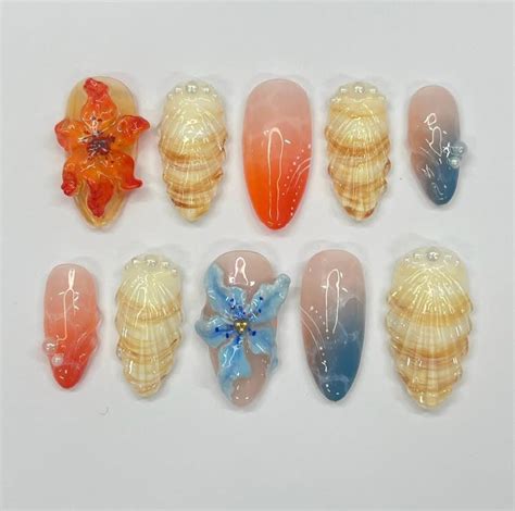 Beachy 3-d flower nails – Milo Nails