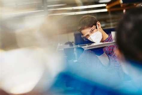 How an HR solutions company can help you overcome the global labor ...