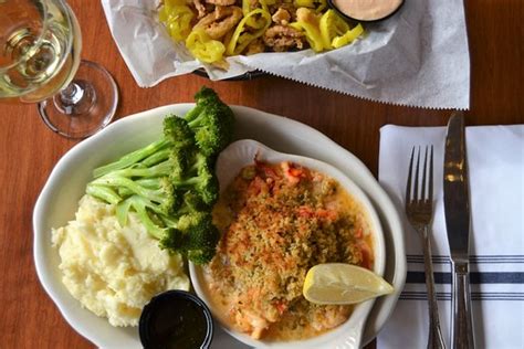 SEAPORT GRILLE, Gloucester - Menu, Prices & Restaurant Reviews ...
