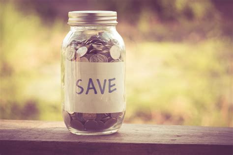 Ways To Save Money When Studying Abroad | Student.com Blog