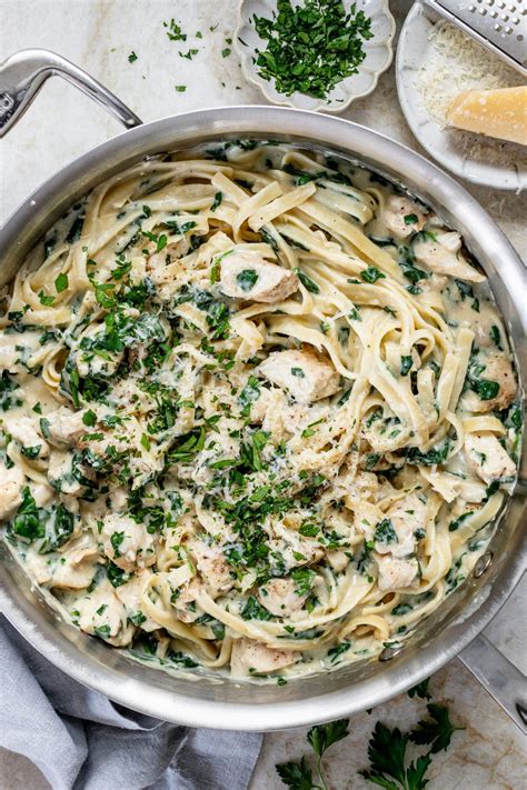 Lighter Chicken + Spinach Alfredo with Fettuccini - The Natural Nurturer