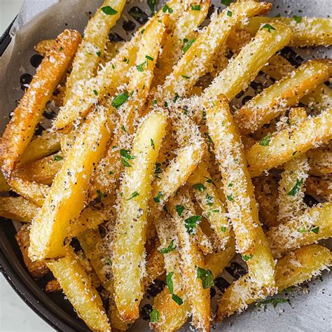 Air Fryer Garlic Parmesan French Fries – Simply Made at Home – Easy ...