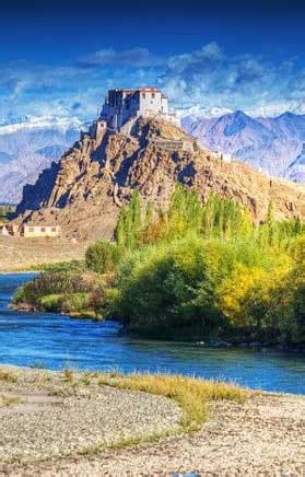 Nubra Valley Ladakh | Sightseeing and Travel Guide