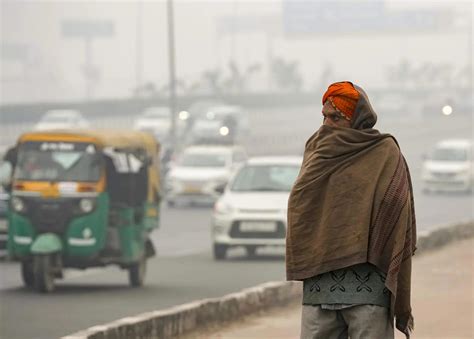 Delhi weather: National capital witnesses clearer skies but winter ...