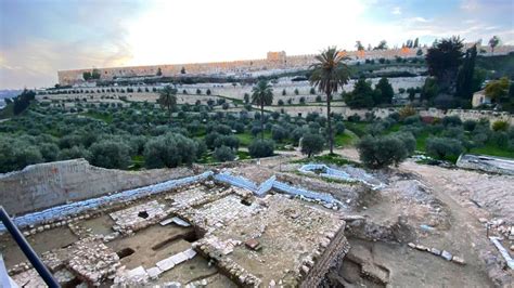 Jewish Ritual Bath Discovery Links Garden of Gethsemane to Jesus’ Day ...