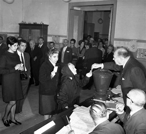 Women Politicians Portugal 的图像结果