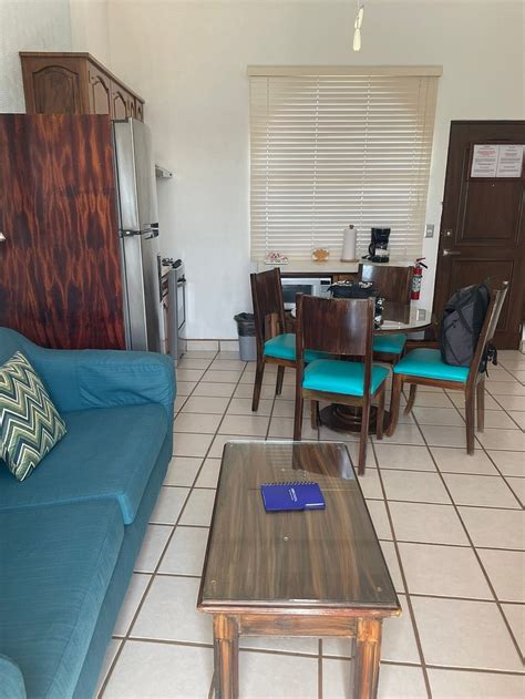 WIVC CASA DE LA PLAYA (Puerto Vallarta) - Hotel Reviews, Photos, Rate ...