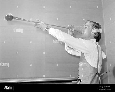 David Naylor drinking a yard of ale in world record breaking time of nine seconds Stock Photo ...
