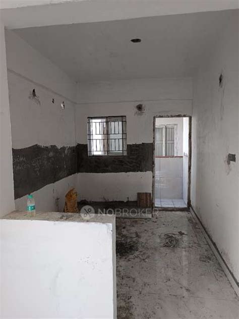 Hoodi Halt - Without Brokerage Unfurnished 2 BHK Flat for Sale in ...