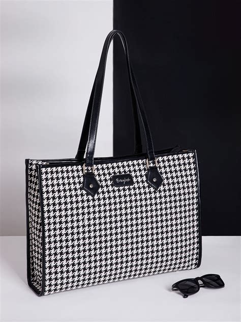 Women Black & White Houndstooth Printed Polyester Two-Handle Zipper-Up ...