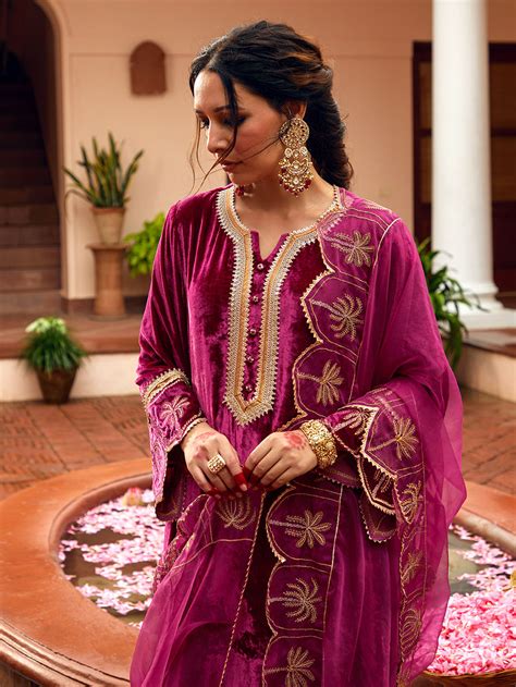 Pink Embroidered Velvet Kurta with Pants- Set of 2