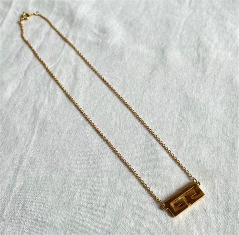 GIVENCHY "Gold GG Logo" Gold Color Necklace | CARBOOTS
